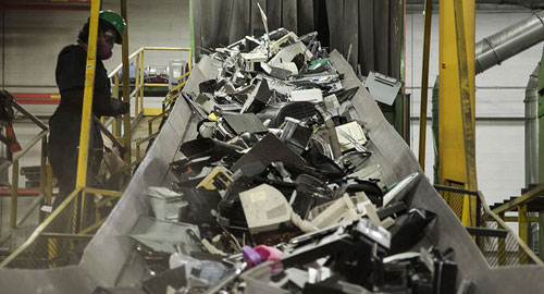 electronic waste dismantling